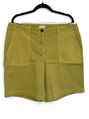 J. Jill Green Trapunto Stitch Bermuda Shorts Patch Pocket Size 12